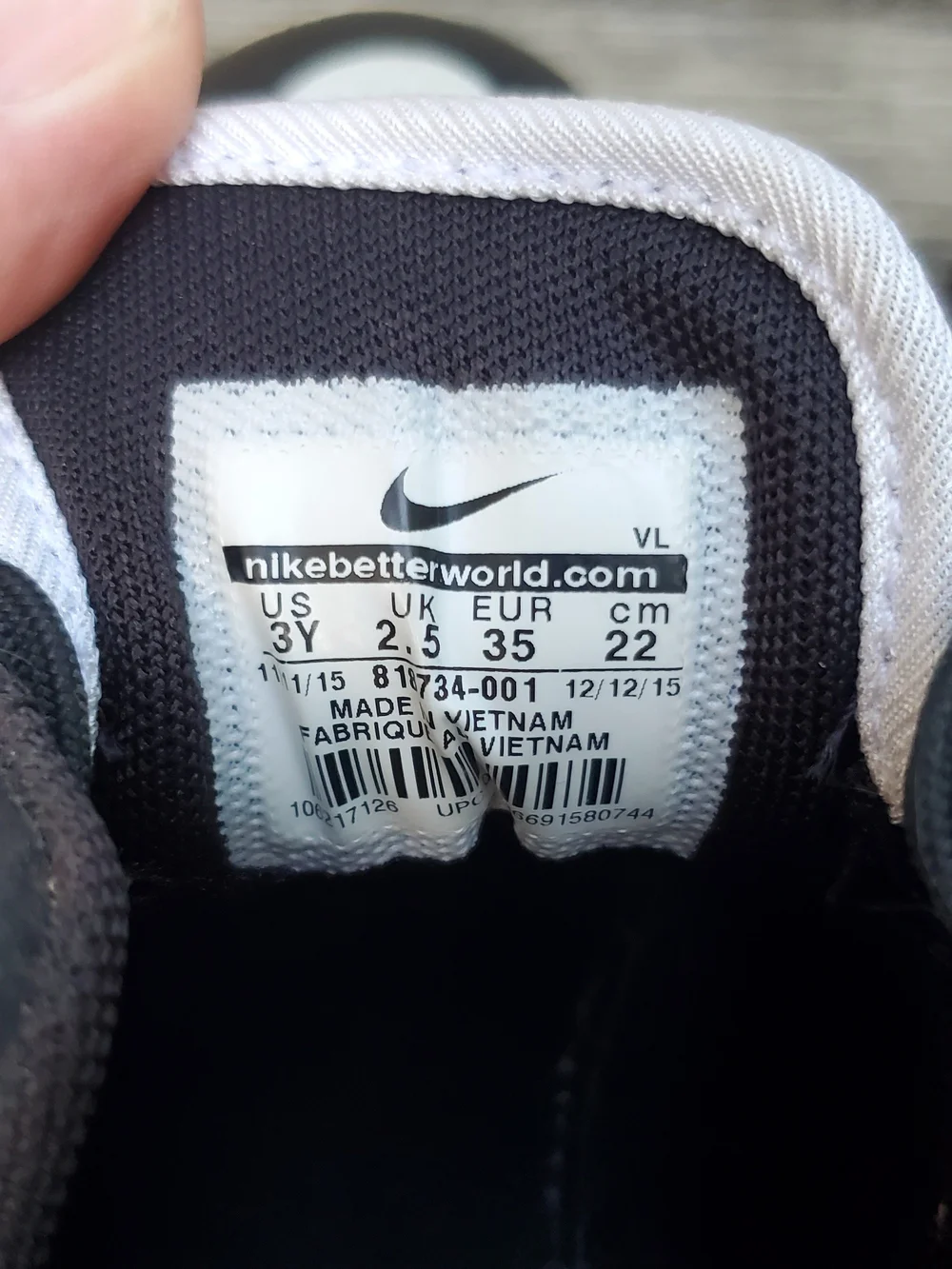 Nike Youth Golf Shoes Black with White Swoosh